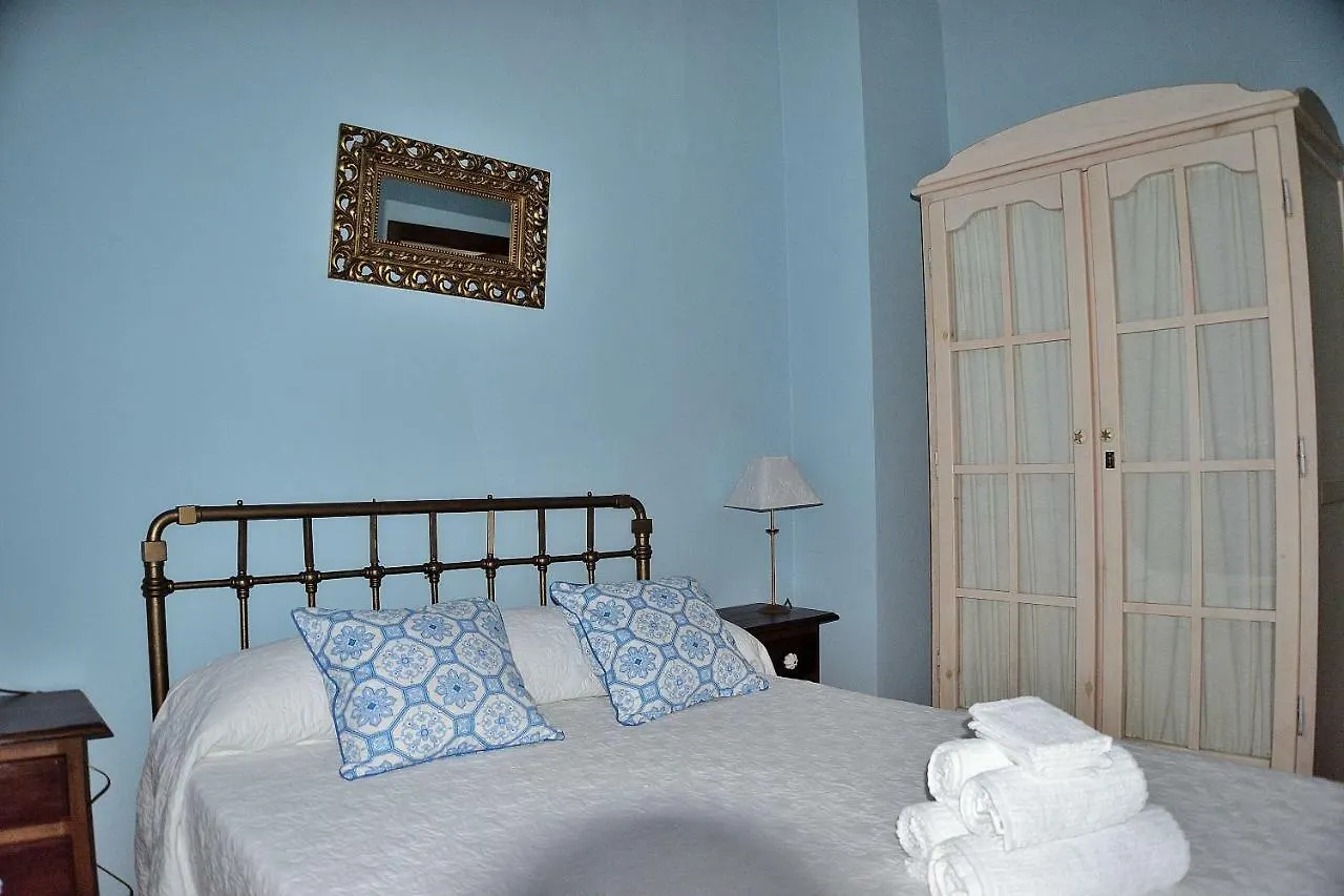 Holiday home Casa Azul Villa Alozaina Spain